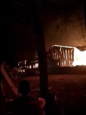 突发实拍视频爆料,揭秘事件真相  第2张