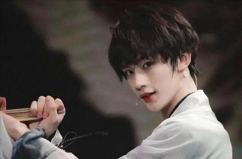 丁程鑫最新爆料天官,天官赐福背后的创作秘辛 第1张 丁程鑫最新爆料天官,天官赐福背后的创作秘辛 第1张